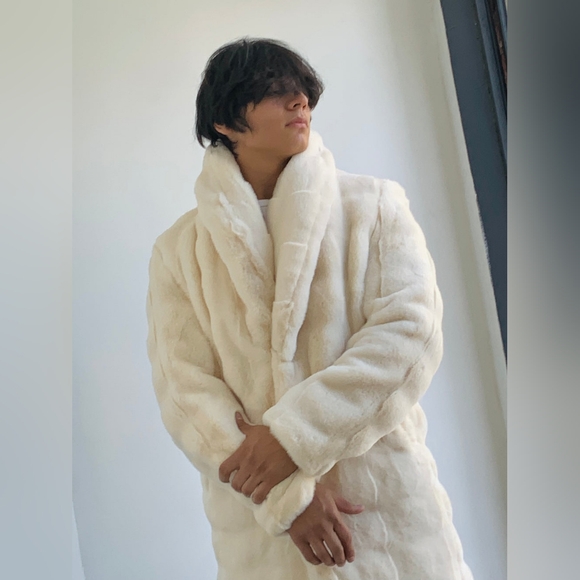 Men's Manzini Ivory Faux Fur Overcoat NWT - Picture 4 of 7